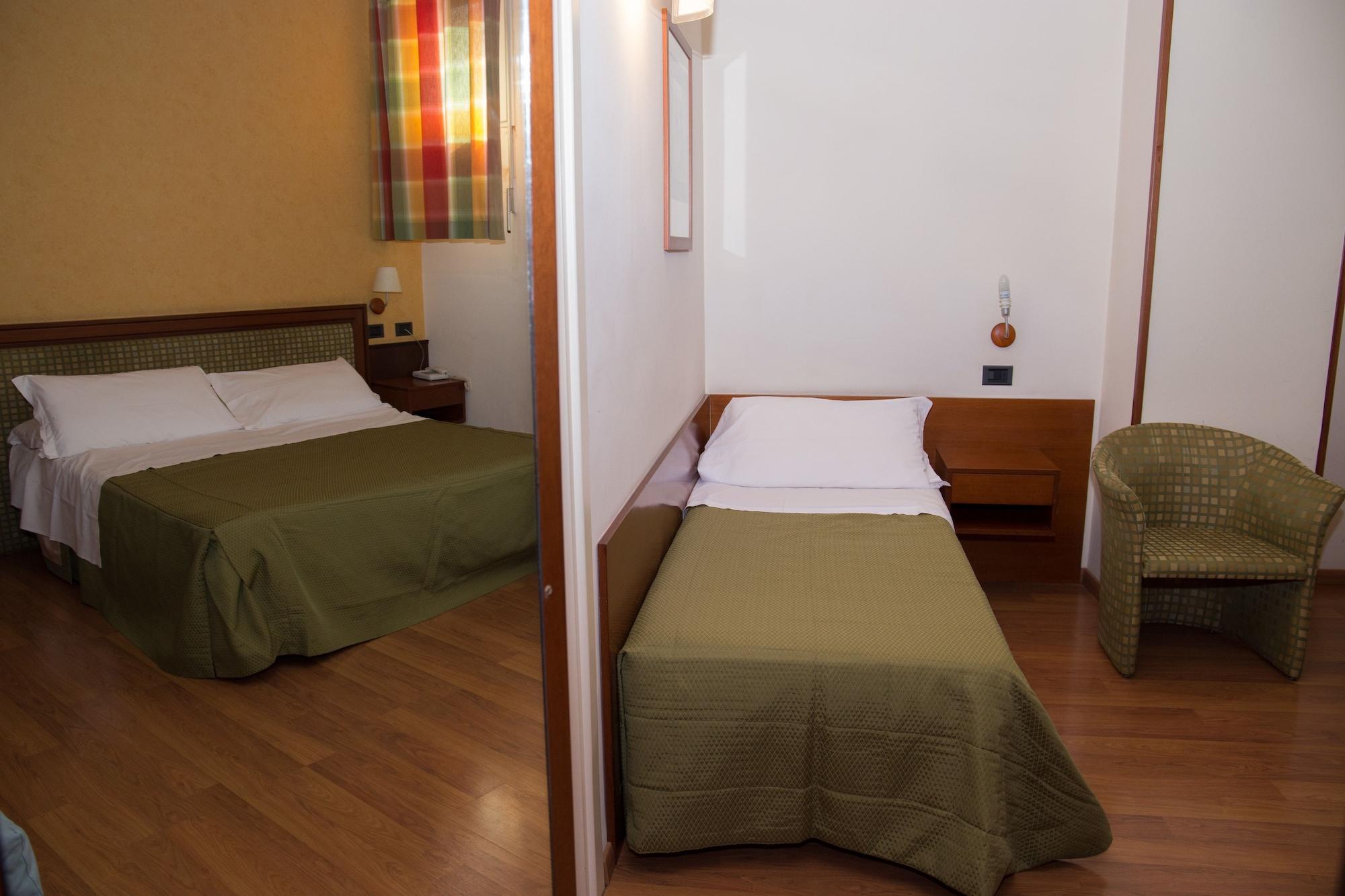 Hotel Montreal Ragusa Eksteriør bilde