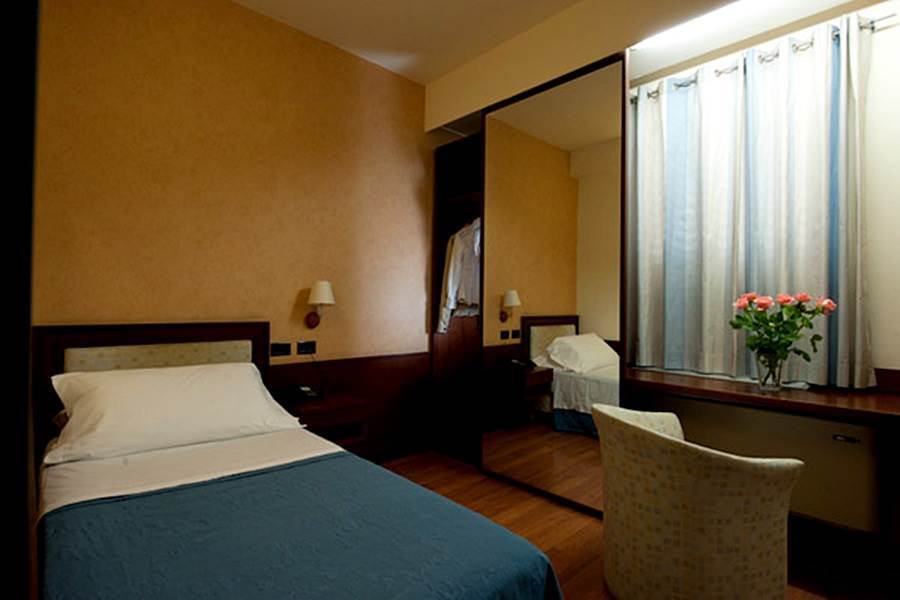 Hotel Montreal Ragusa Eksteriør bilde
