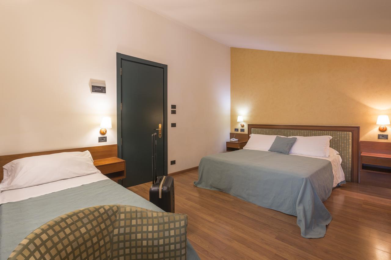 Hotel Montreal Ragusa Eksteriør bilde