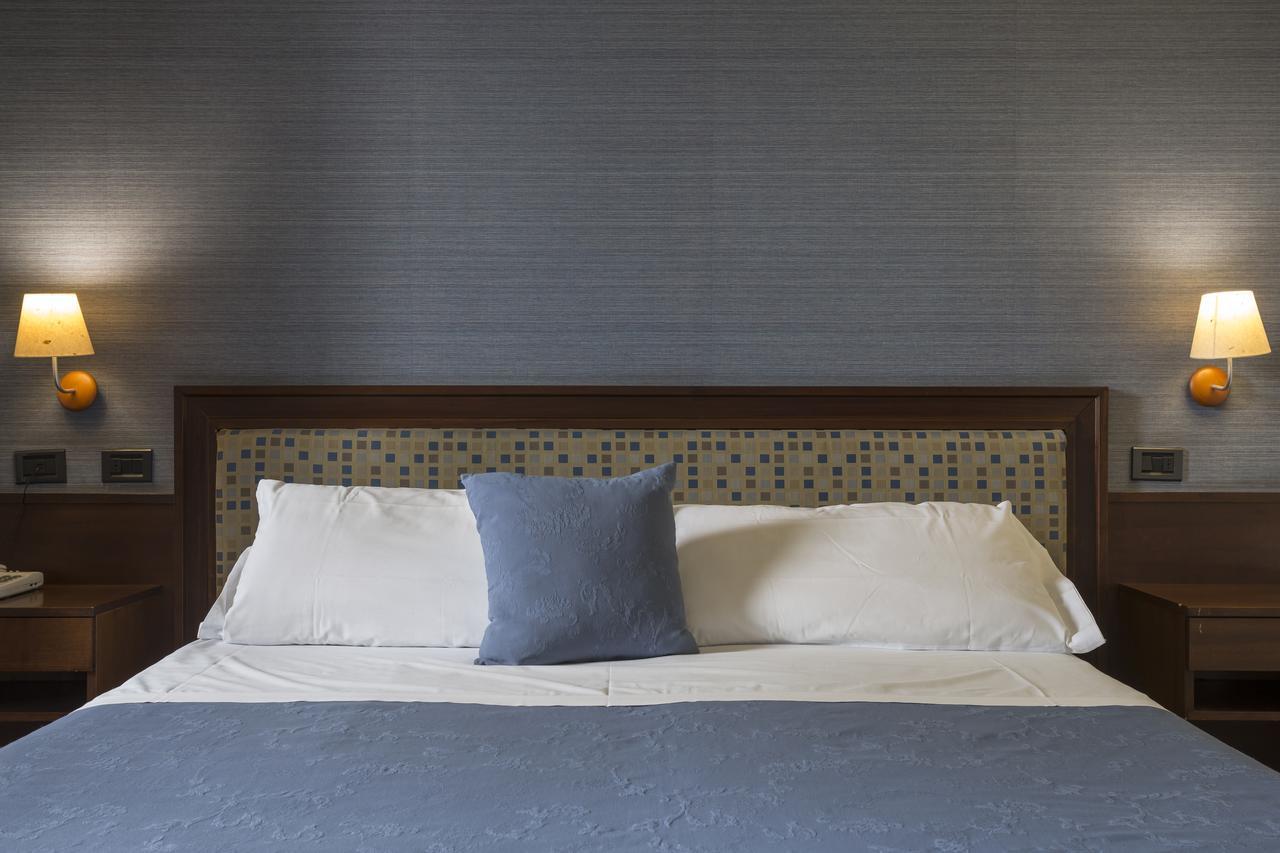 Hotel Montreal Ragusa Eksteriør bilde